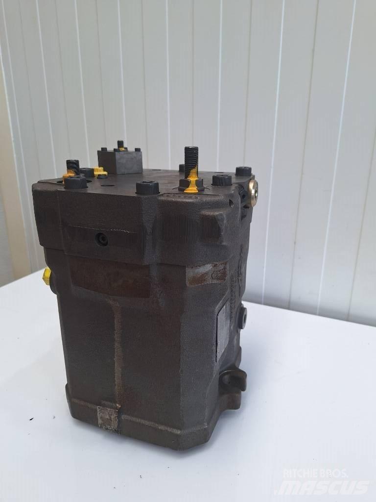 Linde HMV 105-02 محركات