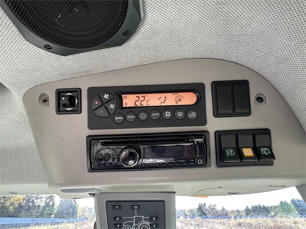 CLAAS Axion 840 الجرارات