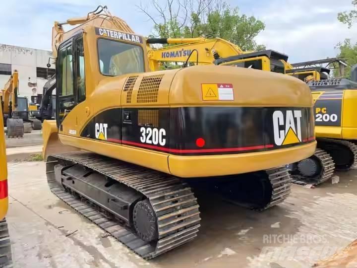 CAT CAT320C حفارات وسط 7 طن - 12 طن