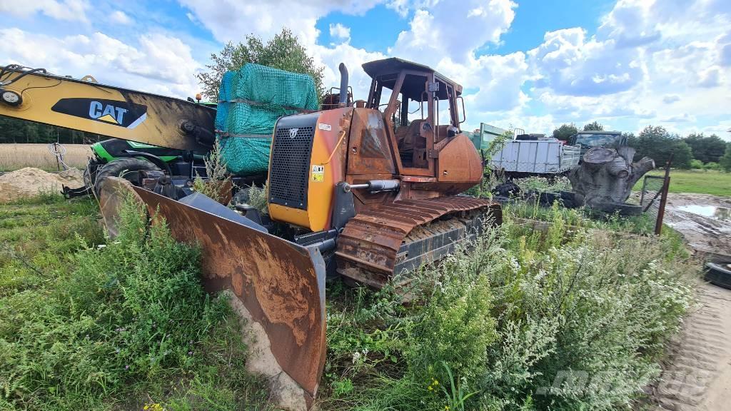 CASE 1150 M المسارات والسلاسل والهيكل السفلي