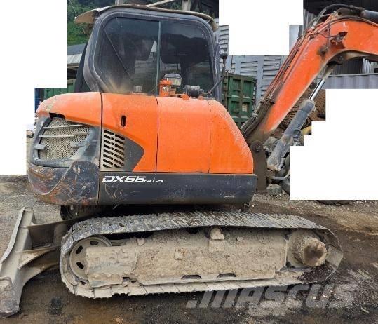 Doosan DX55 حفارات صغيرة أقل من 7 طن (حفارات صغيرة)