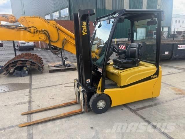 Yale ERP 16 VT شاحنات ذات رافعات شوكية تعمل بالكهرباء