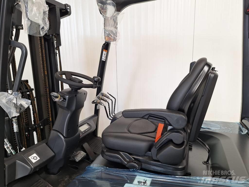 Bobcat B25X-7 PLUS شاحنات ذات رافعات شوكية تعمل بالكهرباء