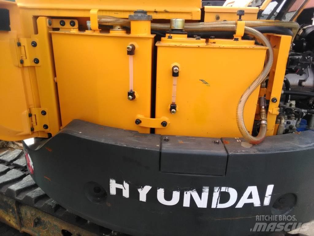 Hyundai 80 CR9-A حفارات زحافة