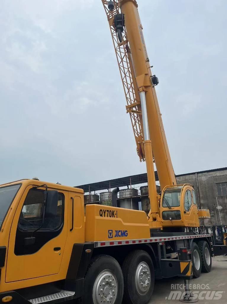 XCMG QY 70 K رافعات الطرق الوعرة