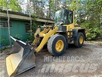 Komatsu WA 180-3 لوادر بعجل