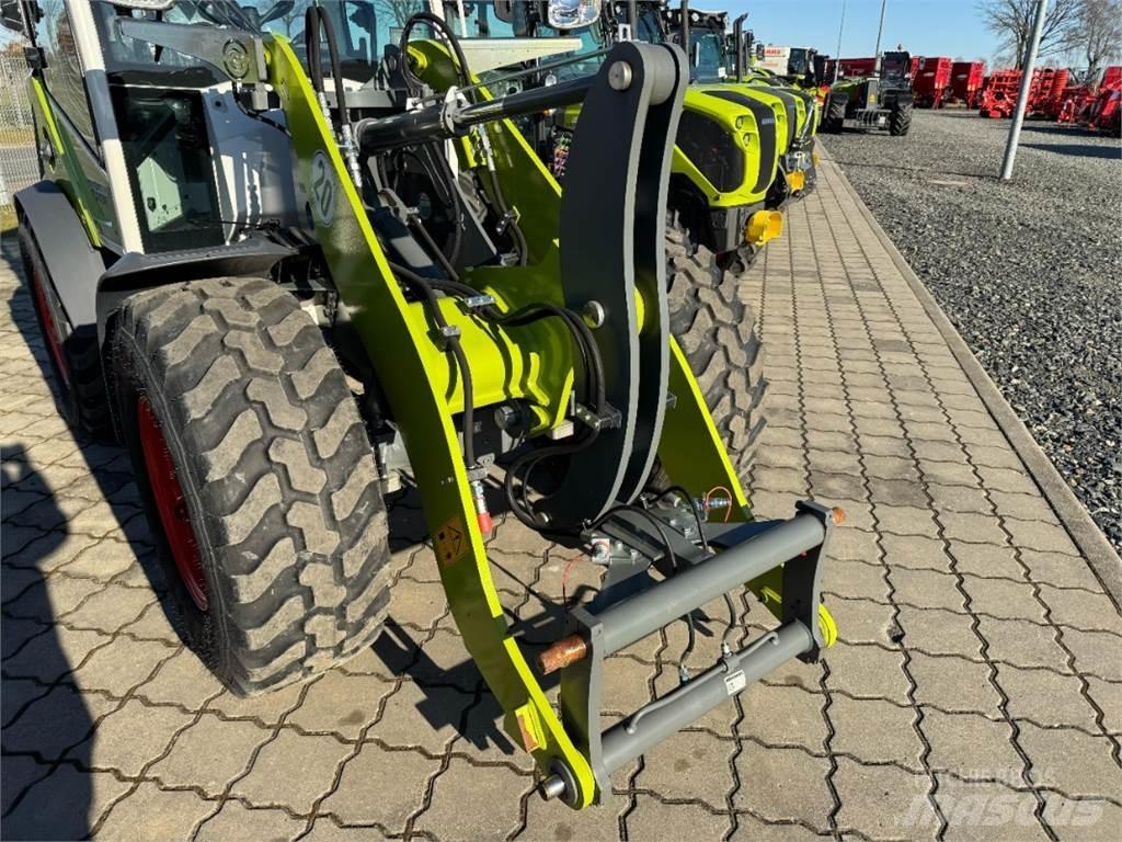 CLAAS Torion 530 لوادر بعجل