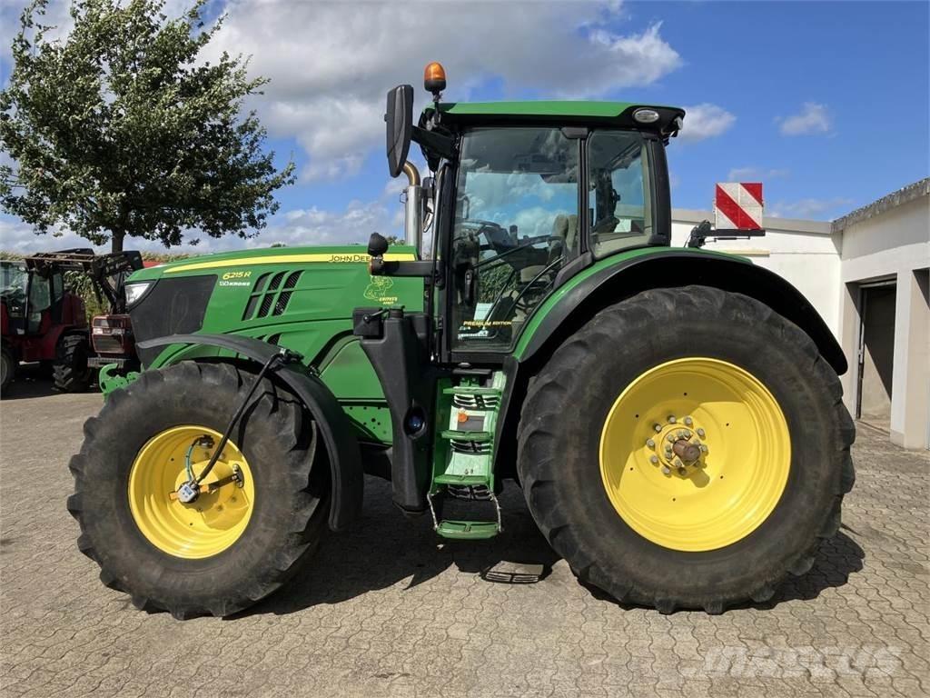 John Deere 6215R الجرارات