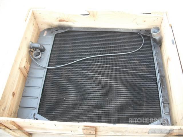 CAT radiator 140 G معدات تمهيد الطرق