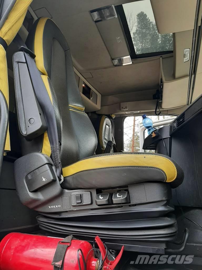 Volvo FH 16 شاحنات أشجار