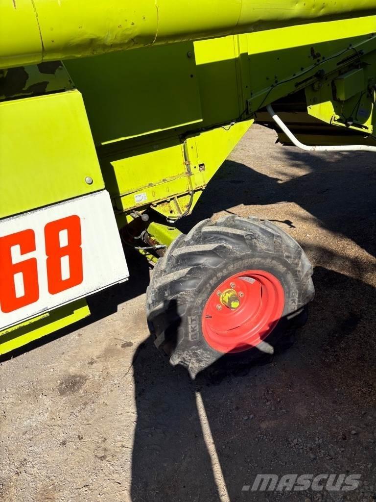 CLAAS Dominator 68 حصادات