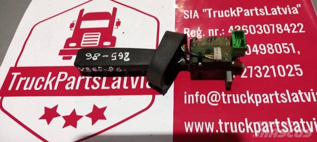 Volvo FH 12.  3944025 كابينة والداخلية