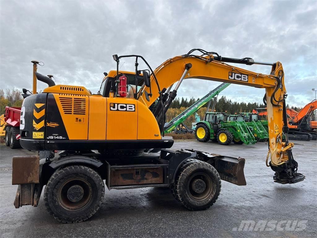 JCB JS145W T4i حفارات بعجل