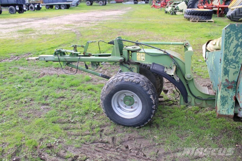 Krone Big X V12 علافات ذاتية الدفع