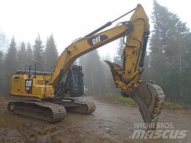 CAT 326 F L حفارات زحافة