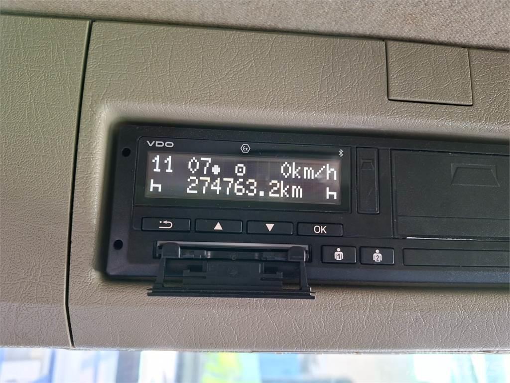 Volvo FM 500 6X2 شاحنات بمقصورة وهيكل