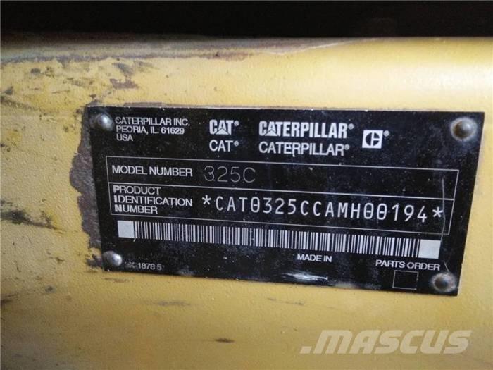 CAT 325 C حفارات زحافة