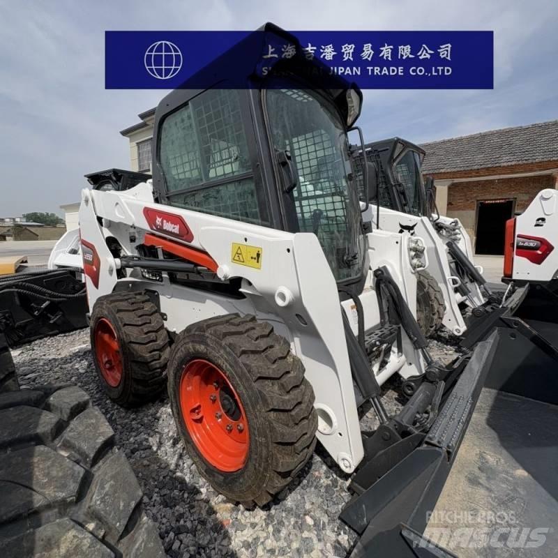 Bobcat S 550 لوادر انزلاقية التوجيه