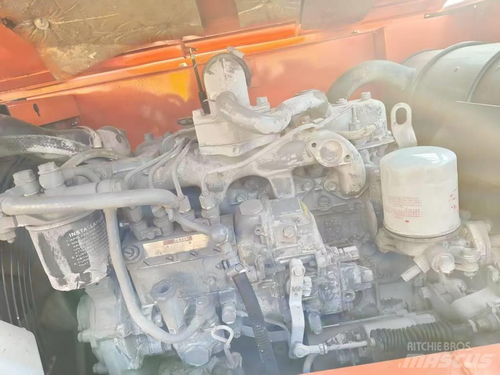 Hitachi ZX 60 حفارات صغيرة أقل من 7 طن (حفارات صغيرة)