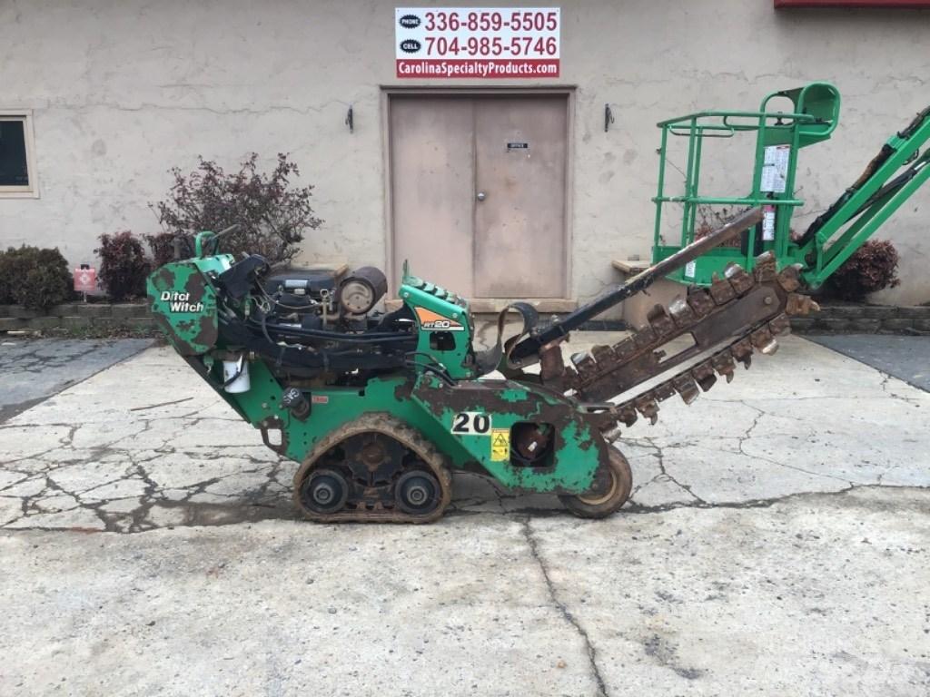  DITCH W. RT-20 ماكينات حفر خنادق