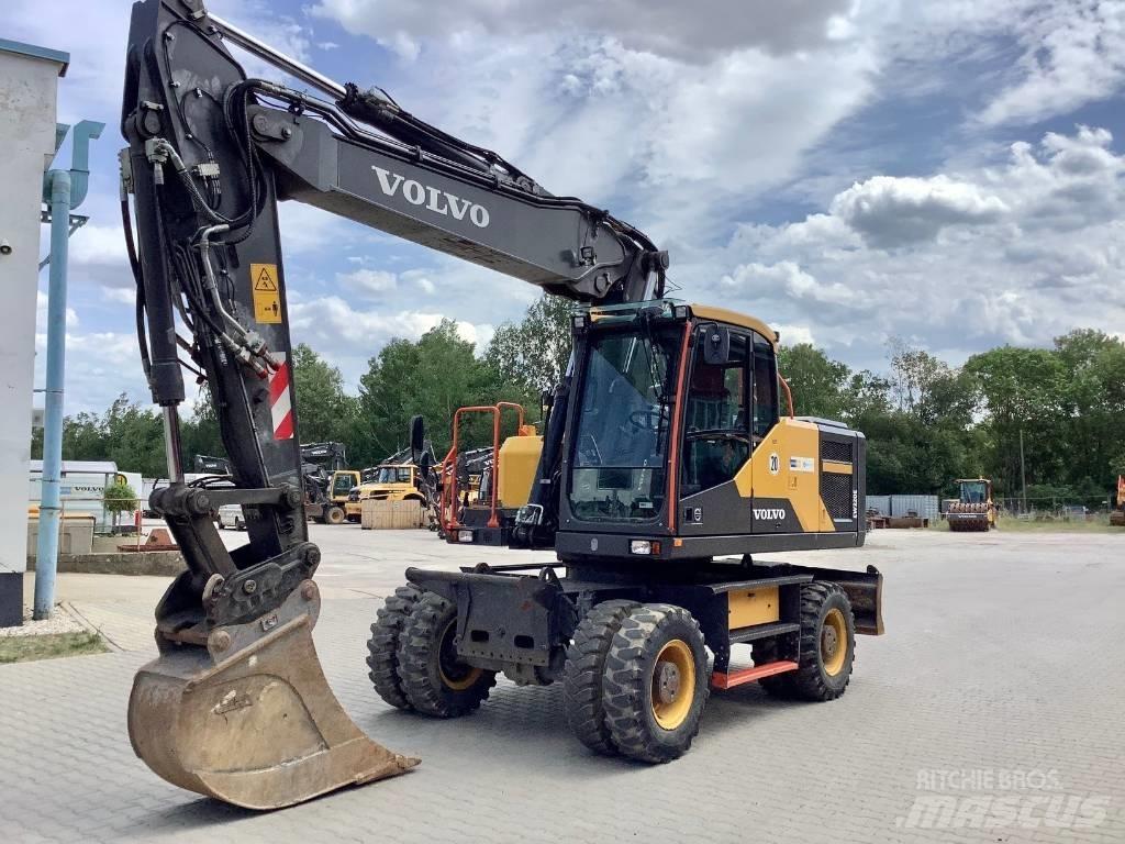 Volvo EW 220 E حفارات بعجل