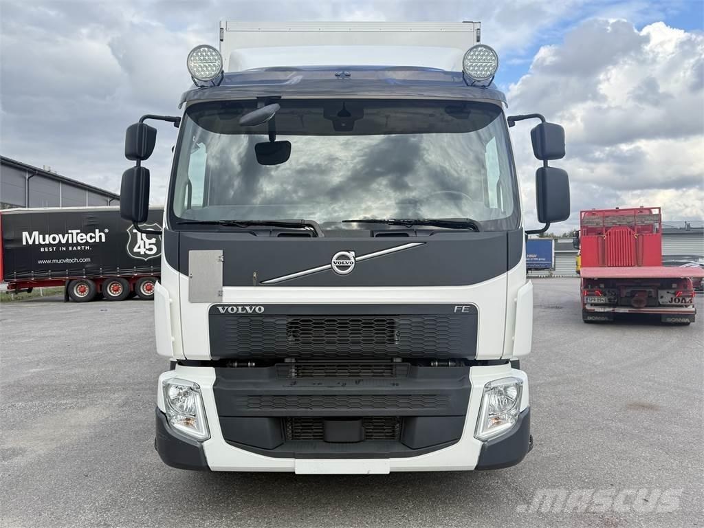 Volvo FE 320 4x2 شاحنات ذات هيكل صندوقي