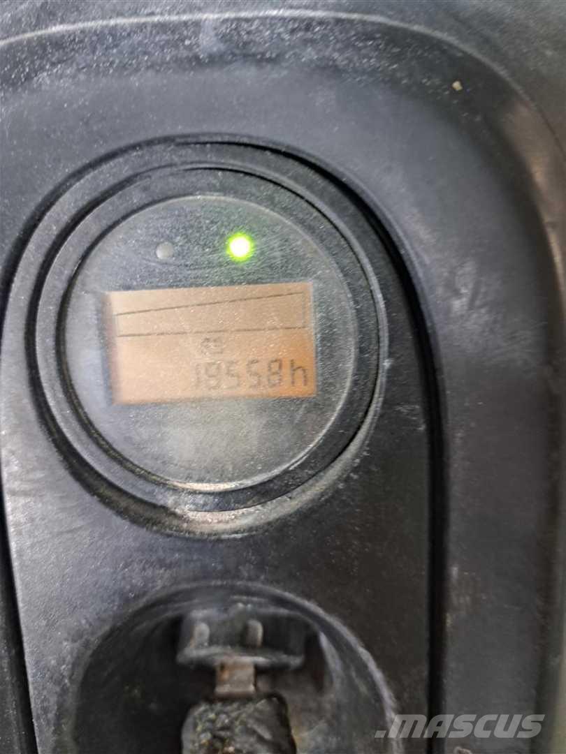 Linde T16 معدات التكديس الجوالة