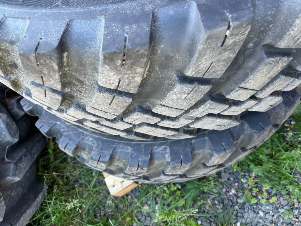 BKT 480/65 R28 IND الإطارات والعجلات والحافات