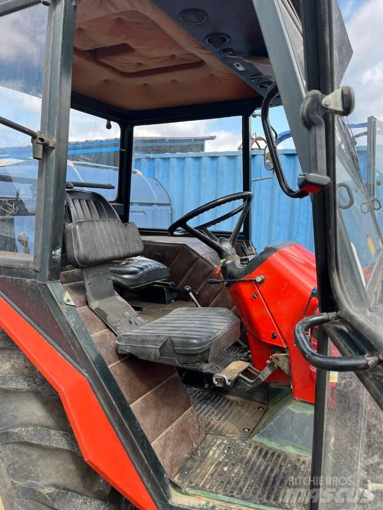 Zetor 5211 الجرارات