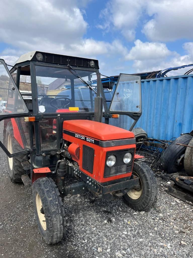 Zetor 5211 الجرارات