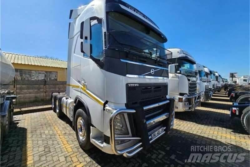 Volvo FH شاحنات أخرى