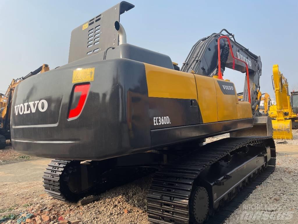 Volvo EC 360 حفارات زحافة