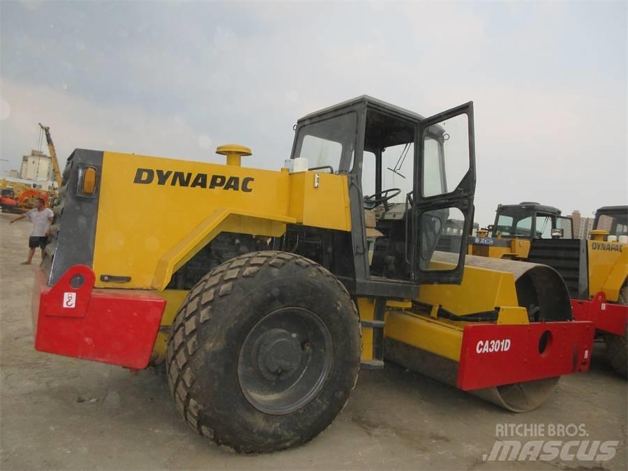 Dynapac CA 301 D مداحل أحادية الأسطوانة