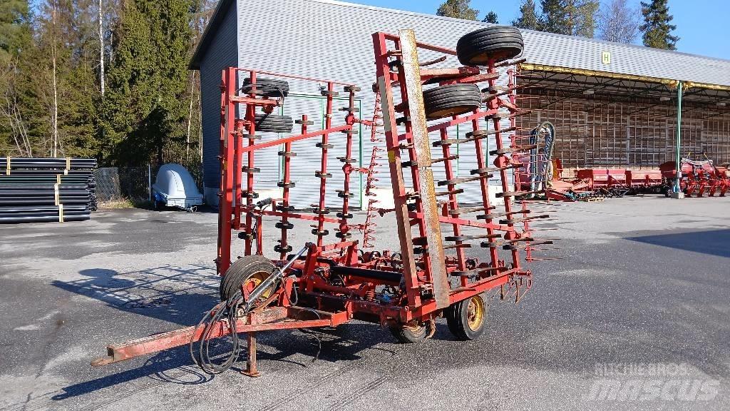 Väderstad NZ كاسحات