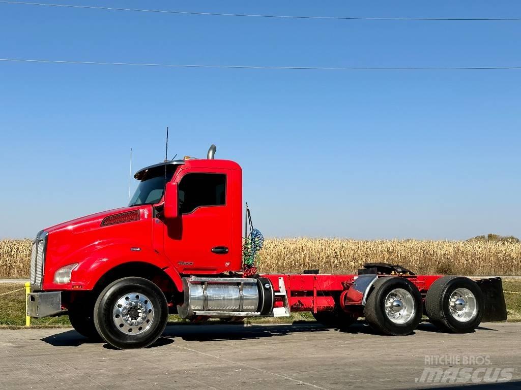 Kenworth T 880 وحدات الجر