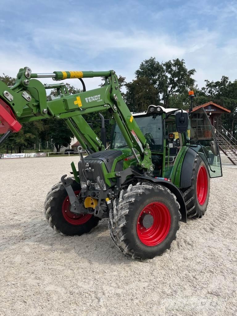 Fendt 211 Vario الجرارات