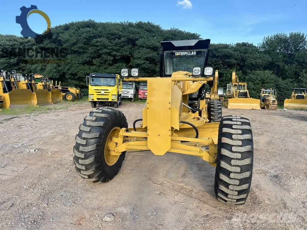 CAT 140 K معدات تمهيد الطرق