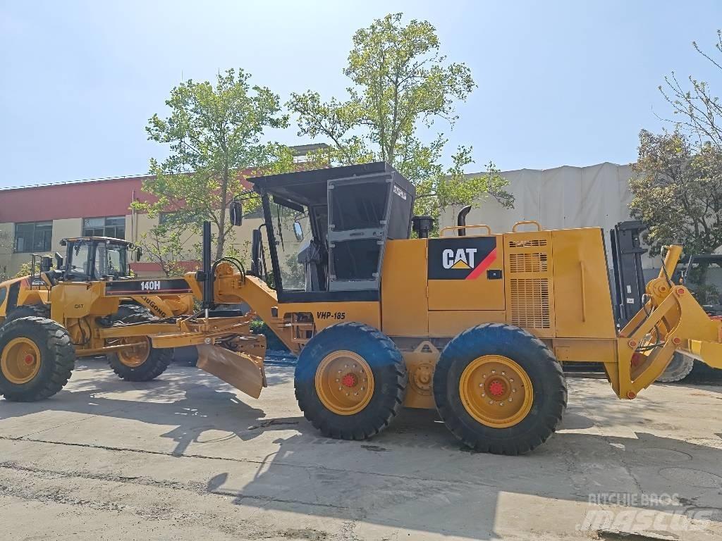 CAT 140 H معدات تمهيد الطرق