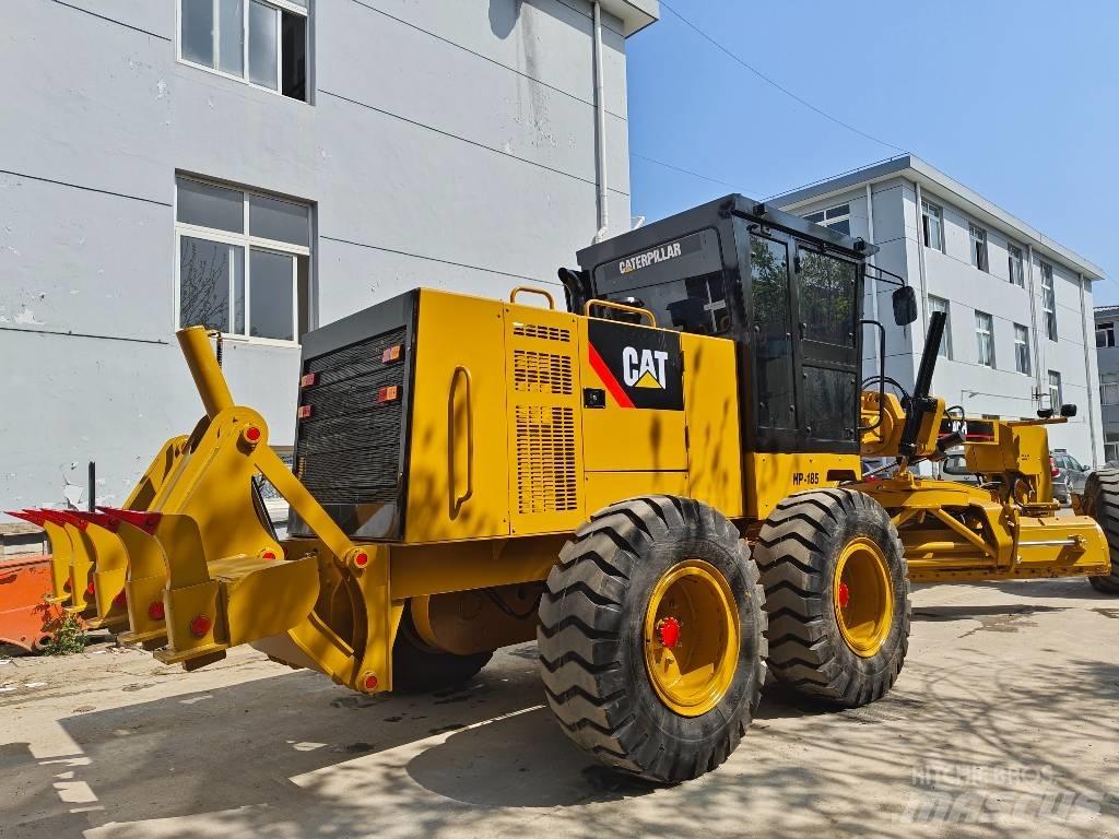 CAT 140 H معدات تمهيد الطرق