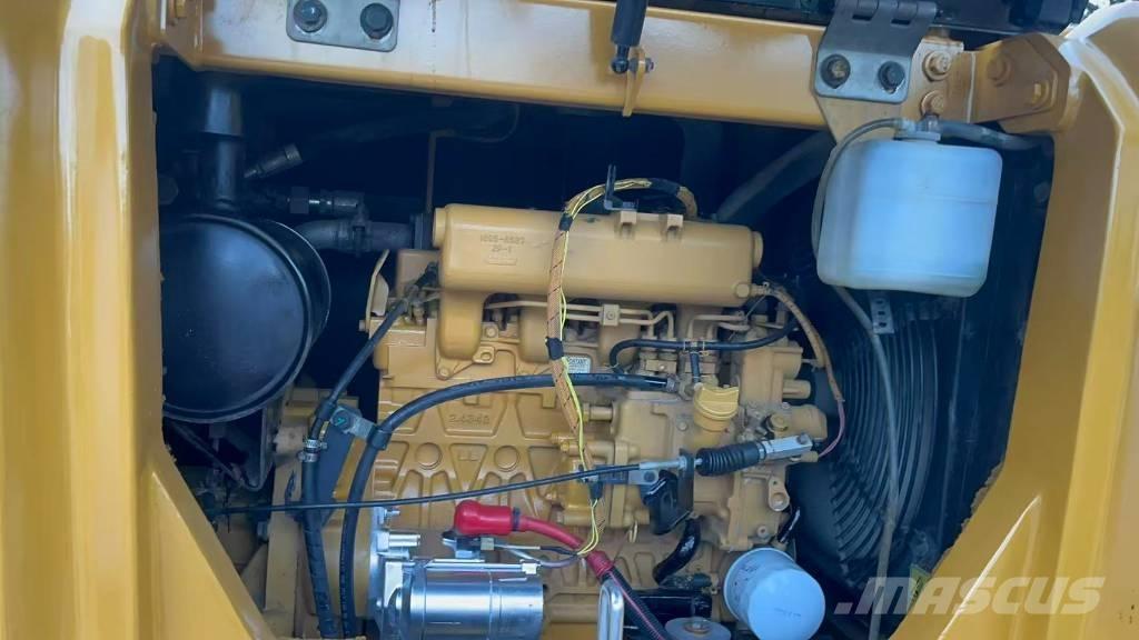 CAT 307 حفارات وسط 7 طن - 12 طن