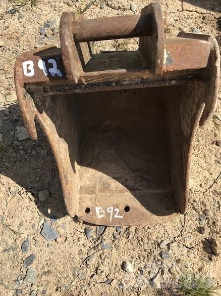  12 BUCKET, 30mm PINS دلاء