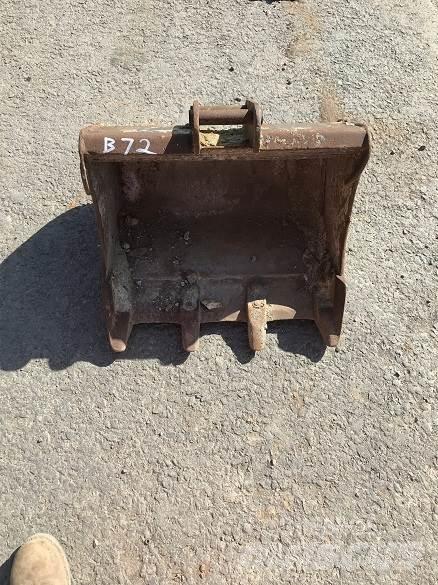 2' BUCKET, 30mm PINS دلاء