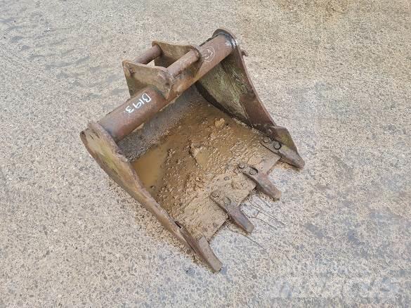  2' BUCKET, 35mm PINS دلاء