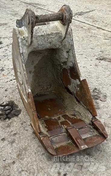  2' BUCKET, 65mm PINS دلاء