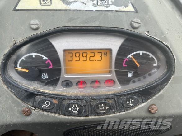 Bobcat S550 معدات البناء - غير ذلك