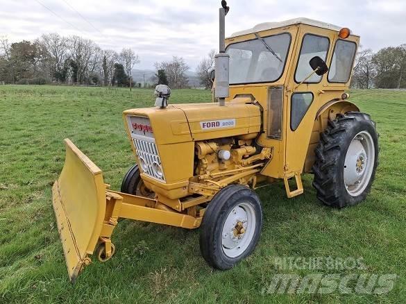 Ford 2000 TRACTOR أخرى
