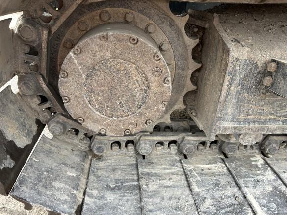 JCB JS130 حفارات زحافة