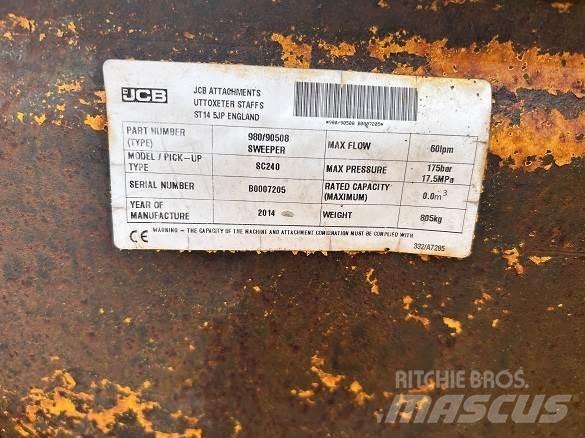 JCB SWEEPER SC240 أخرى