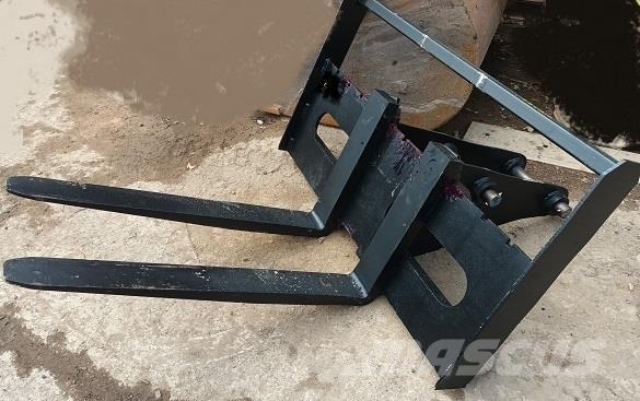  NEW 6T PALLET FORKS معدات البناء - غير ذلك