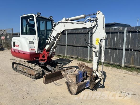 Takeuchi TB230 معدات البناء - غير ذلك